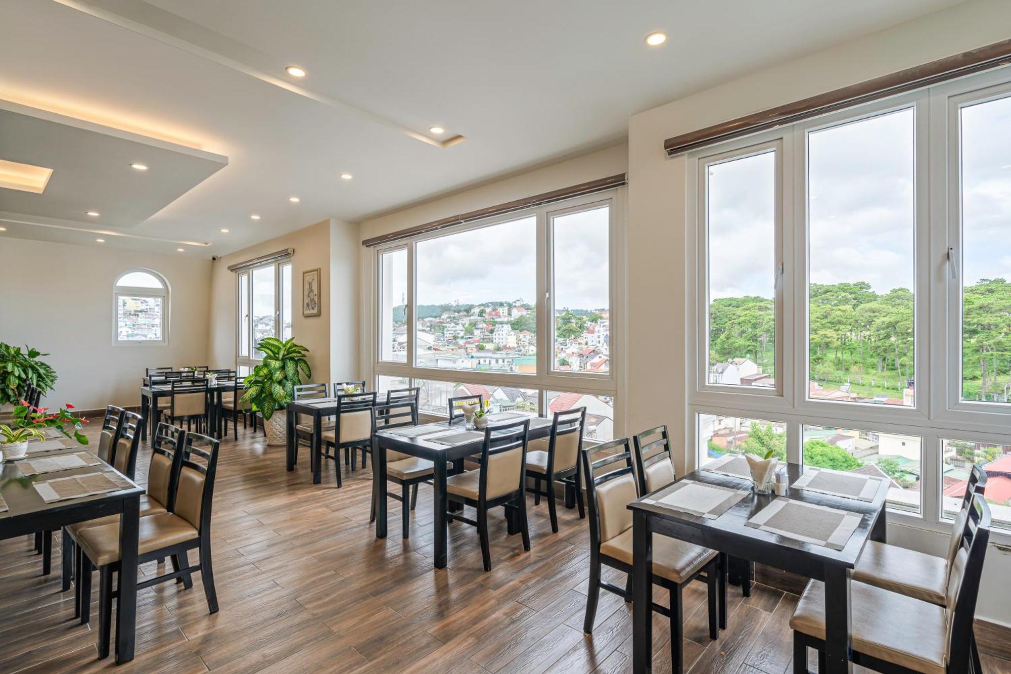 Minh Chien Hotel Да Лат Екстериор снимка