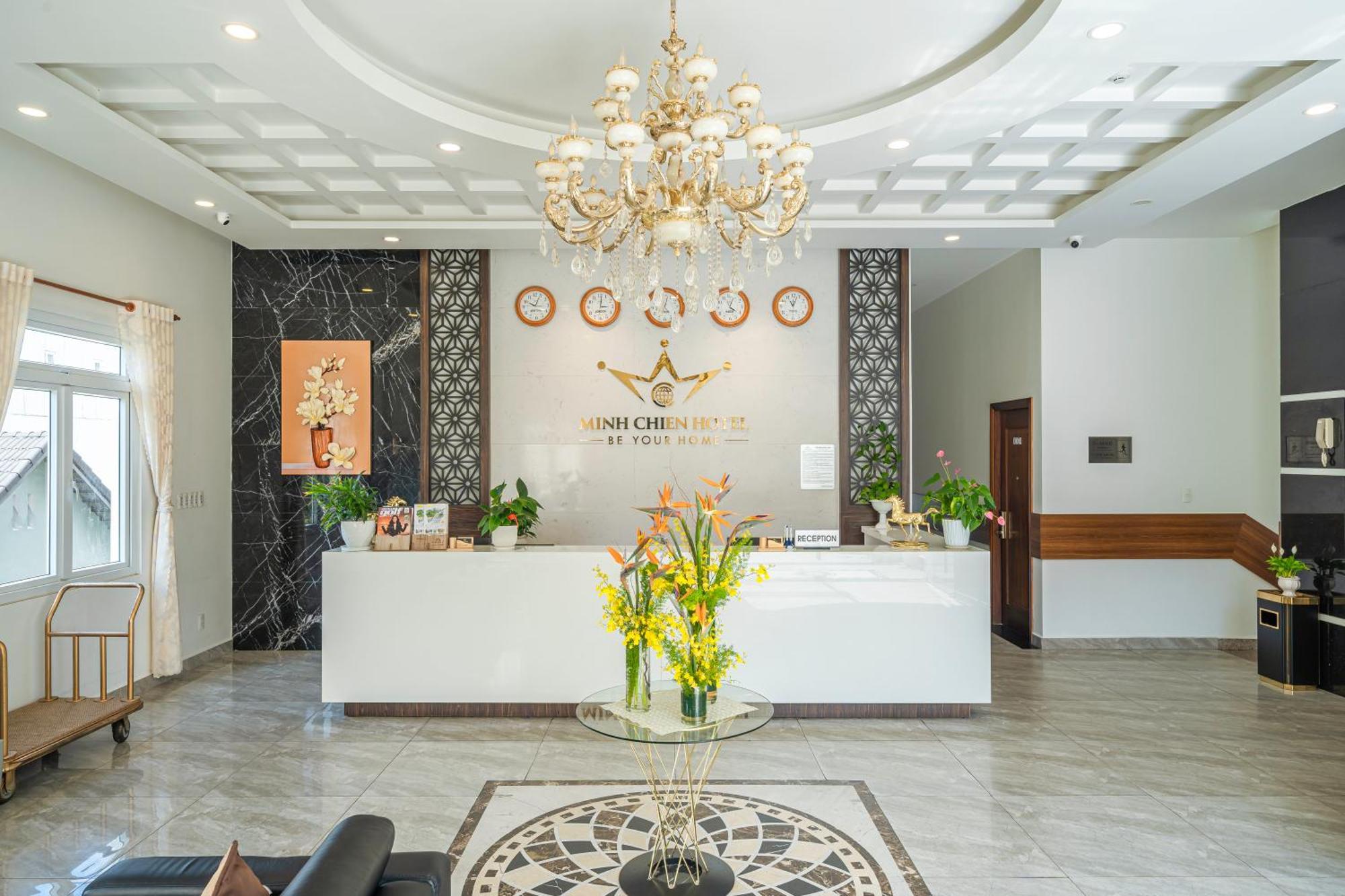 Minh Chien Hotel Да Лат Екстериор снимка