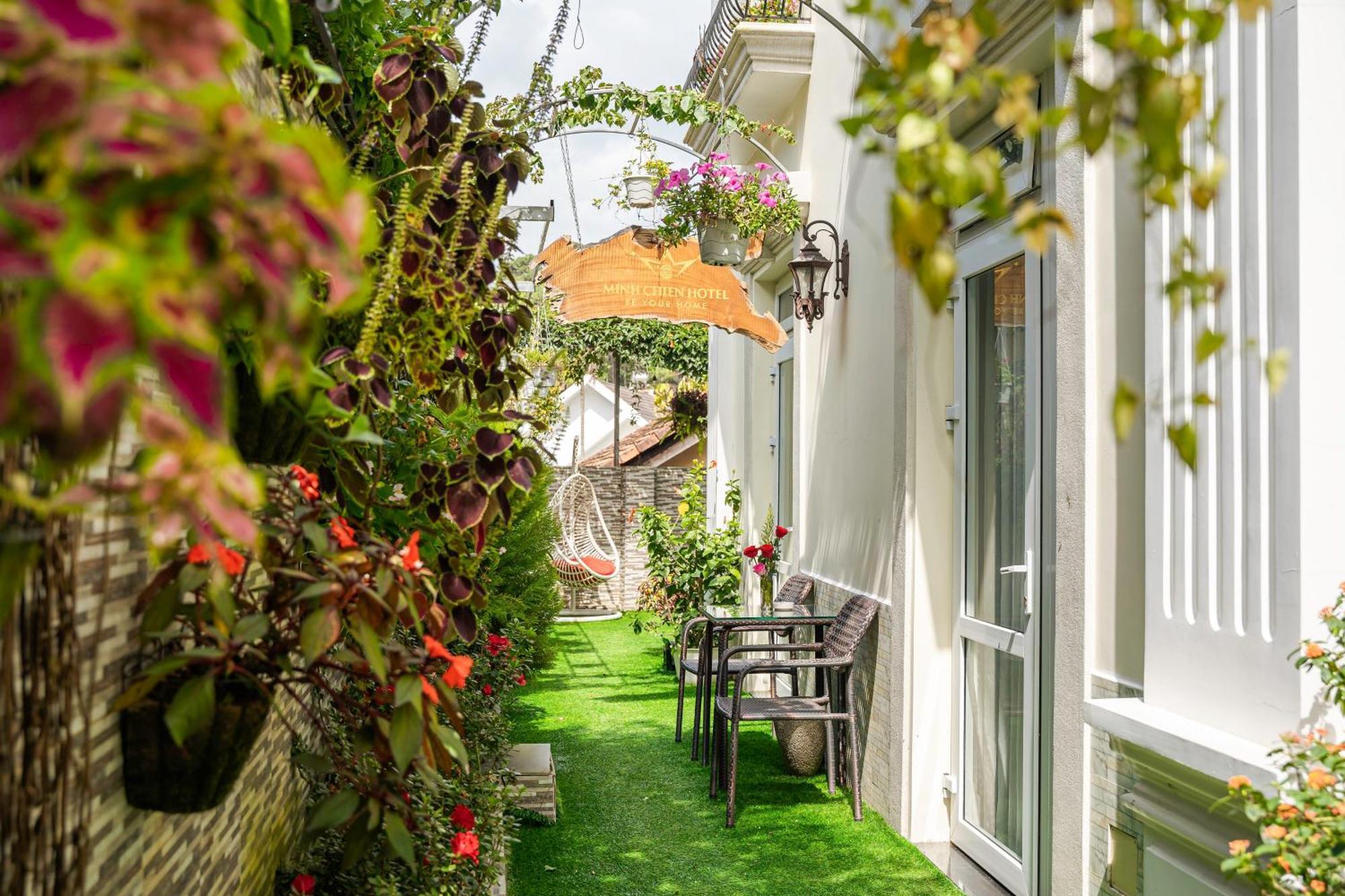 Minh Chien Hotel Да Лат Екстериор снимка