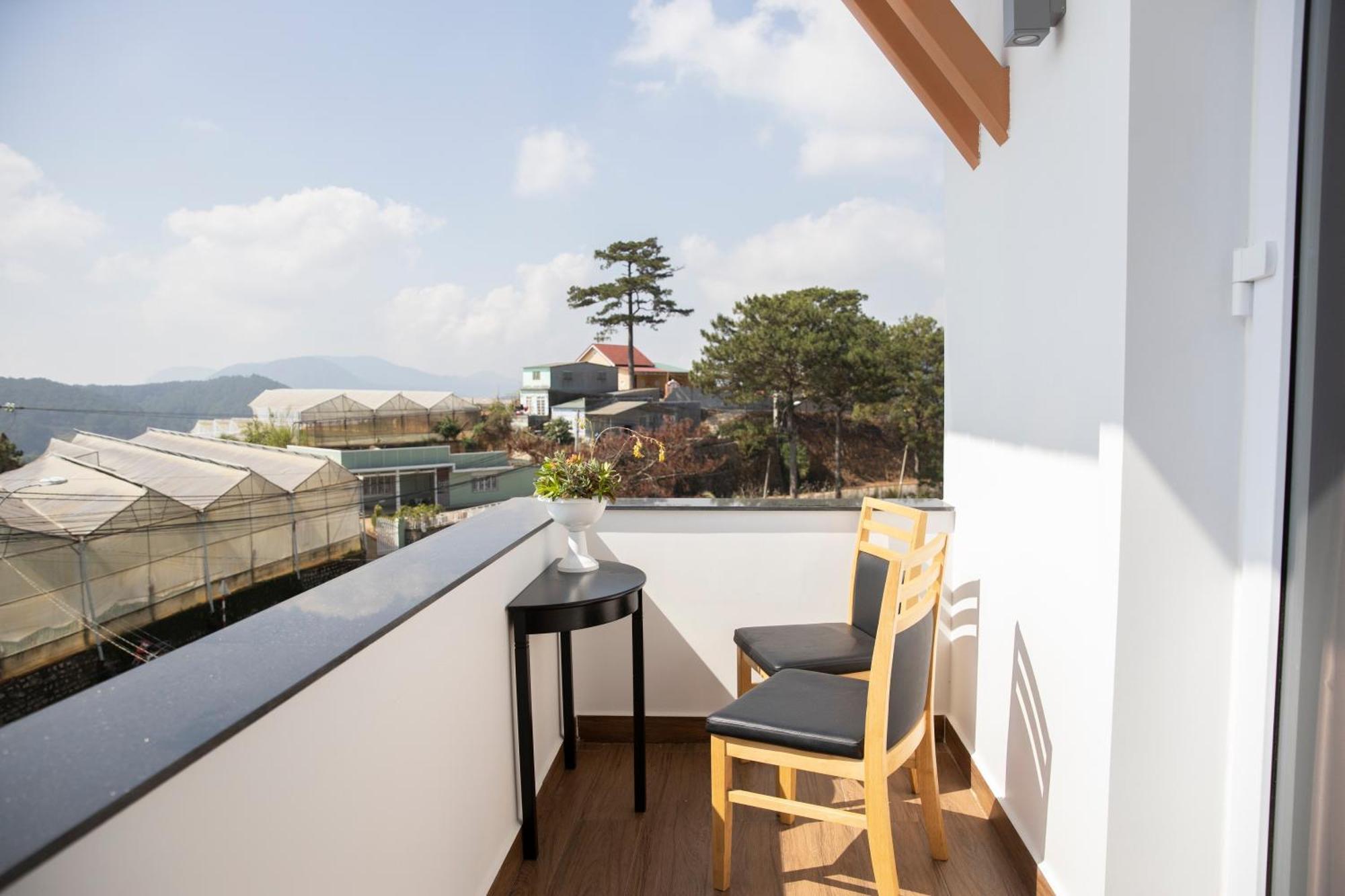 Minh Chien Hotel Да Лат Екстериор снимка