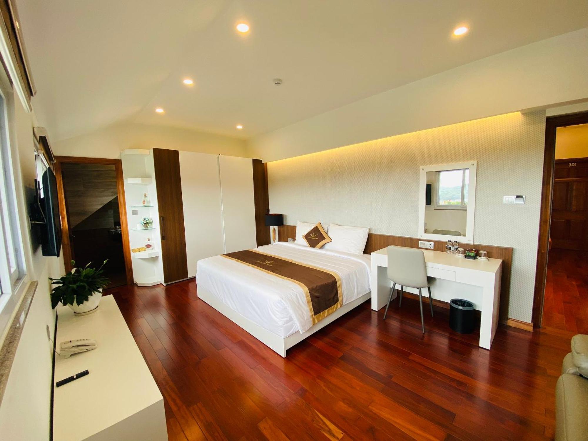 Minh Chien Hotel Да Лат Екстериор снимка